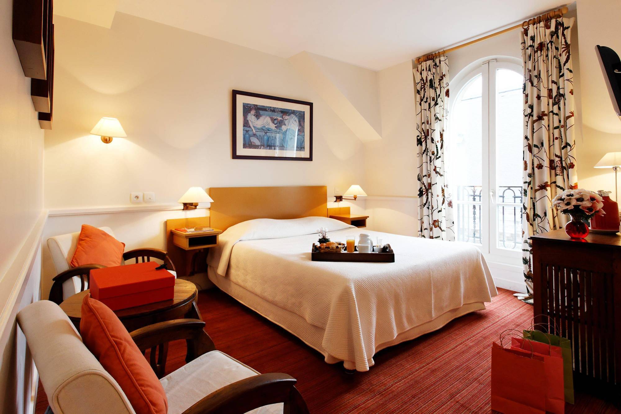 โฮเต็ล ชาทิลลอน ปารีส มอนท์พาร์เนสเซ Hotel ภายนอก รูปภาพ